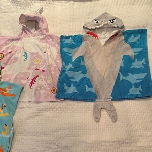 Set of 4 lil’ kids Hooded Towels poncho style